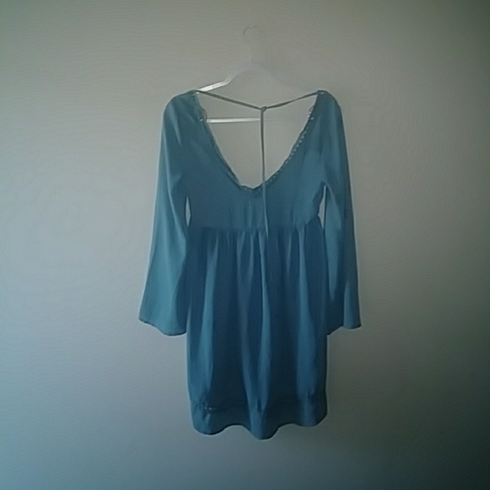Turquoise cute top